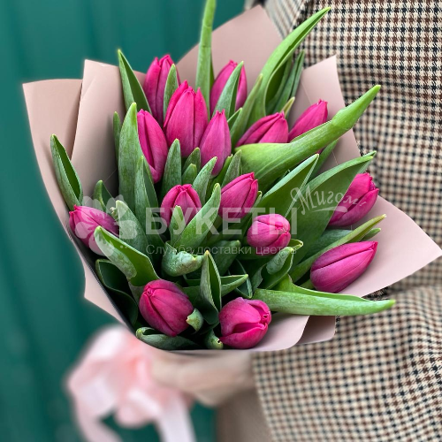 Букет из 15 розовых тюльпанов
