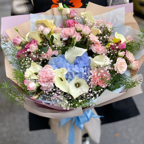 Букет с каллами "Чистое небо"