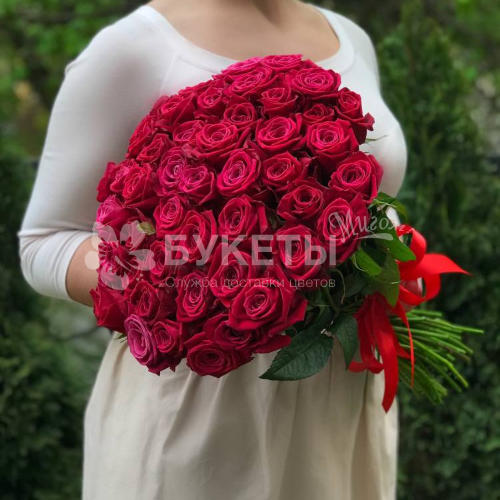 Букет из 51 розы "Малинка"