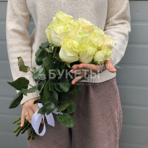 Букет из 11 белых роз Premium (60cm)