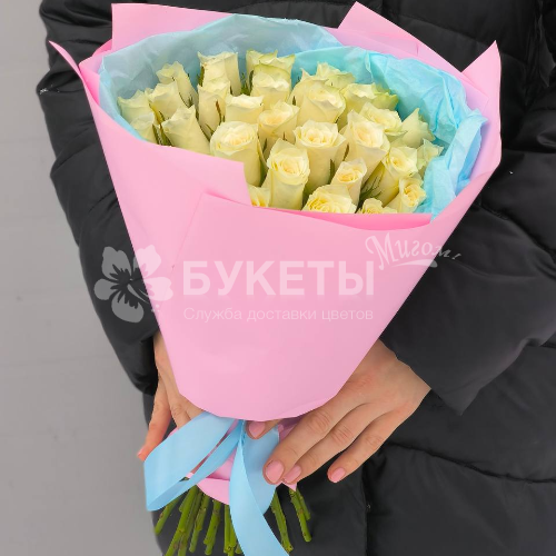 Букет из 35 белых роз "Кения"