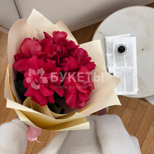 Монобукет Букеты Мигом "Розовые Розы Премиум"