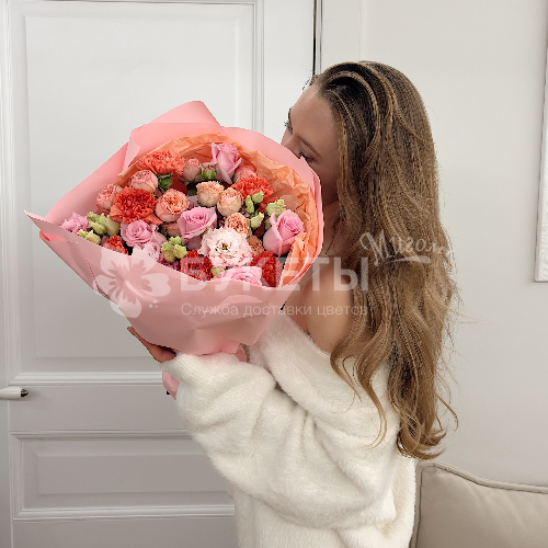 Сборный букет в розовых тонах "Алиса"